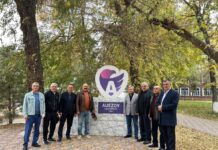 Посещение альма-матер