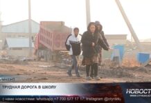 «Утопаем в грязи»: люди жалуются на непроходимую улицу в Шымкенте