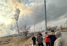 В индустриальной зоне строится паропровод