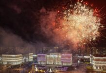 Духовная столица засияла огнями Нового года