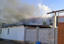 Пожар на заброшенном складе потушили в Шымкенте