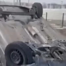 Автомобиль перевернулся во время экзамена на права в Шымкенте