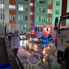 Электрощитовая загорелась в жилом доме в Шымкенте