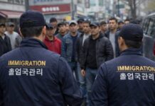 Казахстанцам в Корее дали последний шанс уехать без санкций