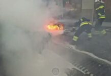 Автомобиль сгорел в Шымкенте