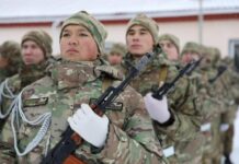 Минобороны призвало не доверять «помощникам военкоматов»