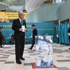 Президент Касым-Жомарт Токаев проголосовал на республиканском референдуме