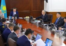 Правительство запускает масштабную работу по популяризации Конституции