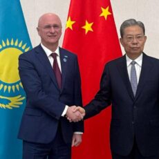 Роман Скляр и Чжао Лэцзи обсудили стратегическое партнерство Казахстана и Китая