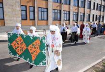 Деятели культуры подарили праздничное настроение на референдуме