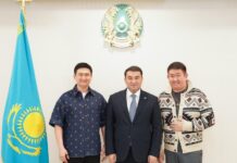 Аким Туркестанской области встретился с Торегали Тореали