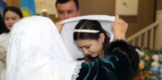 В Туркестане прошла акция «Ақ орамал» в честь Шаңырақ күні