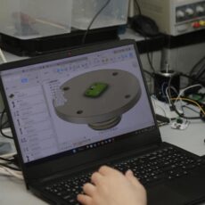 Инновация казахстанских ученых поможет датчикам работать без батареек