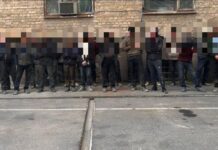 20 иностранцев работали без документов на предприятии в Шымкенте