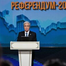 Президент ознакомился с результатами экзит-полла, проведенного в ходе республиканского референдума