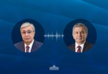 Президент Узбекистана поздравил Токаева с успешным проведением референдума