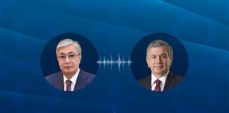 Президент Узбекистана поздравил Токаева с успешным проведением референдума
