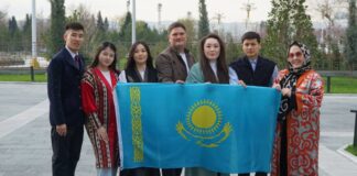 Молодёжь Казахстана представила страну на международных площадках в Таджикистане