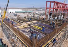 Бектенов проверил строительство парогазовой электростанции в Туркестанской области