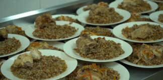 Все школы Казахстана перешли на цифровой учёт школьного питания