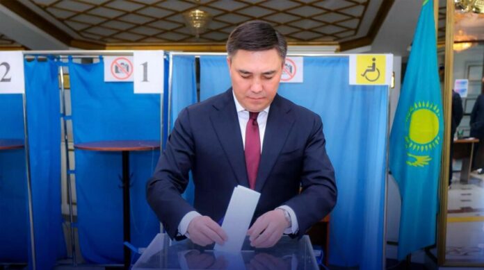 аким голосует