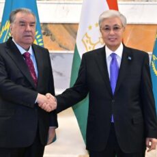 В Астане состоялась встреча лидеров Казахстана и Таджикистана