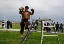 Турнир по қазақ күресі посвятили 155-летию Қажымұқана