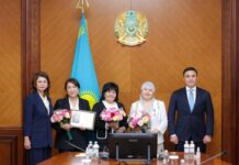 За вклад в развитие искусства: педагоги Шымкента получили государственные награды