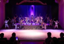 Спектакль «Еңлік – Кебек» представили Аиде Балаевой в Шымкенте