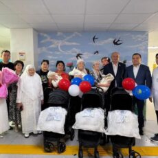 После 15 лет ожидания жительница Туркестана родила тройню