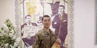 Музыка и служба: уникальный гвардеец из Туркестана