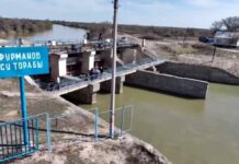 После очистки канала, вода по реке Шу дошла до населённых пунктов Созакского района