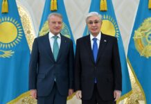 Глава государства принял председателя правления Сбербанка