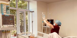 Медики Шымкента спасли жизнь пациенту с редким и опасным разрывом пищевода