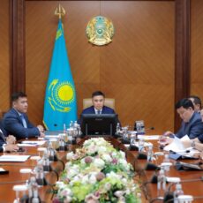 Аким Шымкента поручил усилить контроль и работу по ключевым направлениям