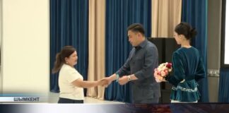Многодетным семьям и людям с инвалидностью вручили ключи от квартир