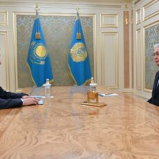 Глава государства принял председателя мажилиса Ерлана Кошанова