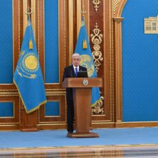 Президент отметил силу и авторитет Вооружённых сил
