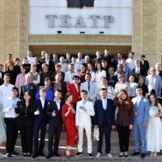 Театральная пауза перед новым сезоном