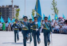 В Шымкенте состоялась торжественная церемония поднятия флага