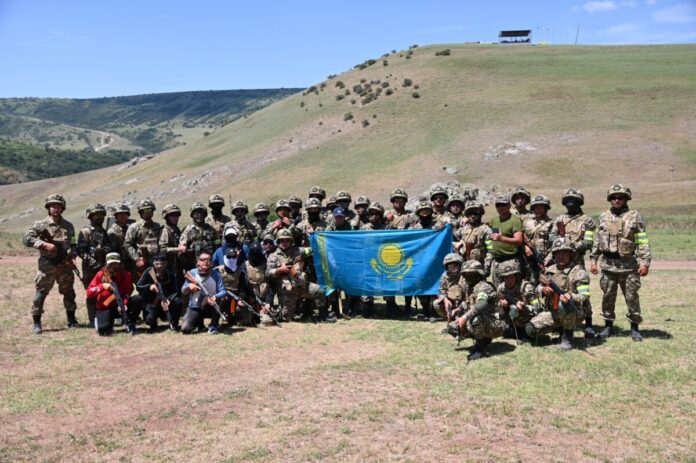 военные