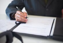 В Туркестанской области выявлены экологические нарушения в сферах образования, здравоохранения и спорта