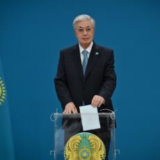 Касым-Жомарт Токаев проголосовал на выборах депутатов Курултая