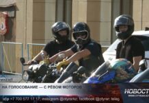 Байкеры Шымкента приехали на выборы колонной мотоциклов