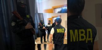 В Шымкенте у известного тамады изъяли предполагаемые наркотики