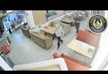 Телефон украли в кафе, а со счёта перевели 172 тысячи тенге в Туркестанской области