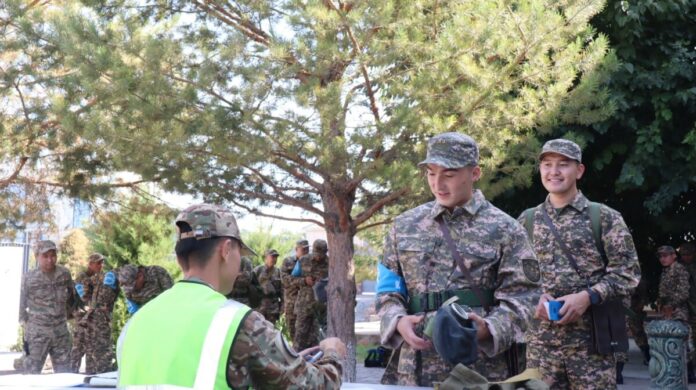 военные