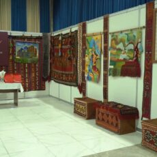 Выставка «Жизнь, сотканная искусством» открылась в Шымкенте
