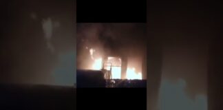 В Кентау на территории завода горели остатки трансформаторного масла