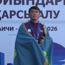 Мейржан Шермаханбет вернулся в Шымкент с бронзой Азиады